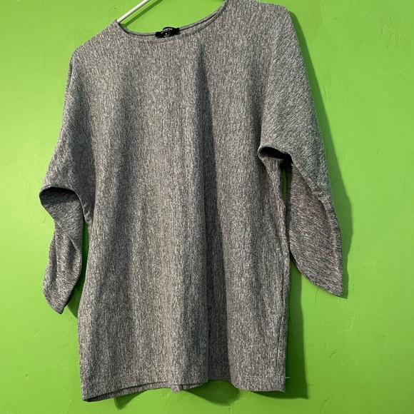 Top bundle - Picture 5 of 5